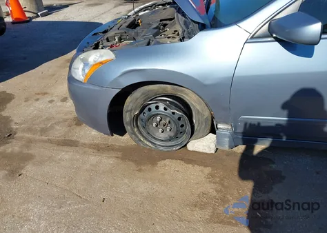 2011 Nissan Altima 2.5 S z USA, uszkodzony, nr VIN 1N4AL2AP4BN433660